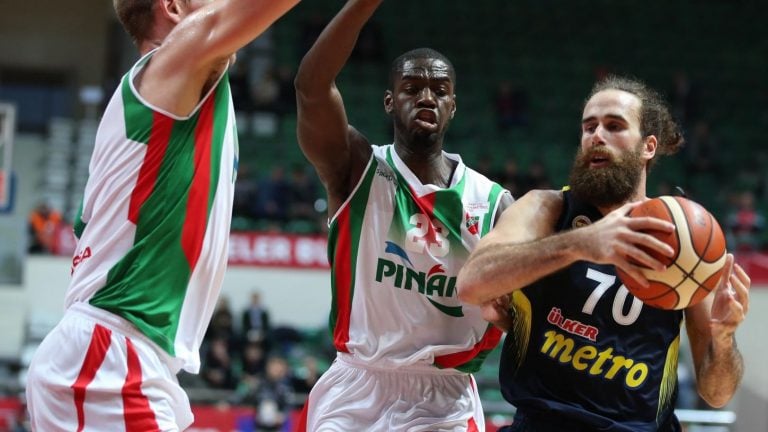 Kusursuz Fener finalde