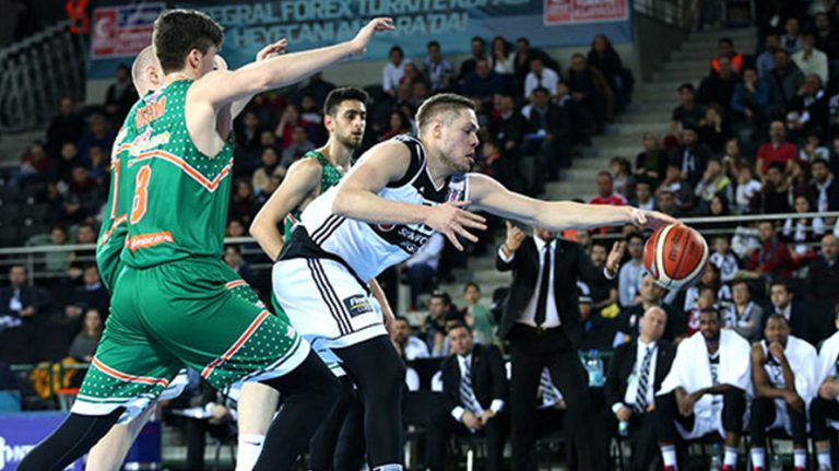 Banvit Beşiktaş’ı Mağlup Ederek Yarı Finalist Oldu