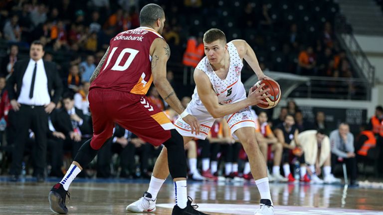 Finalin İlk Takımı Banvit