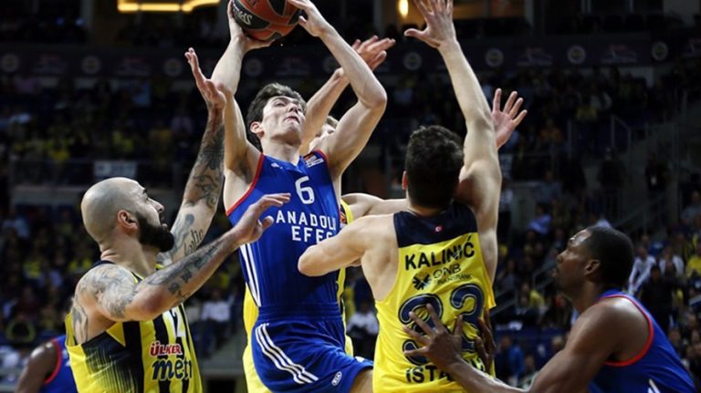 THY Euroleague’de Derbi Günü