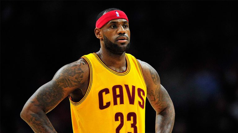 Cavs LeBron İle Süpürdü