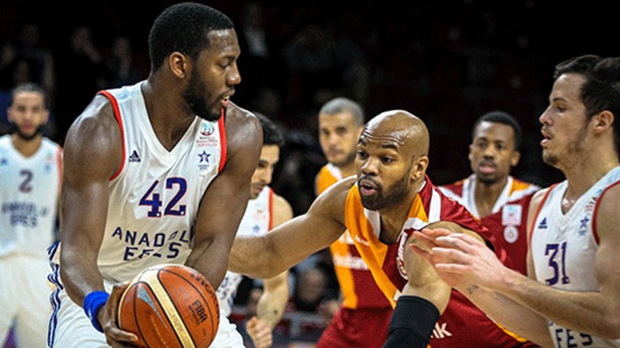 Anadolu Efes Seride 1-0 Öne Geçti