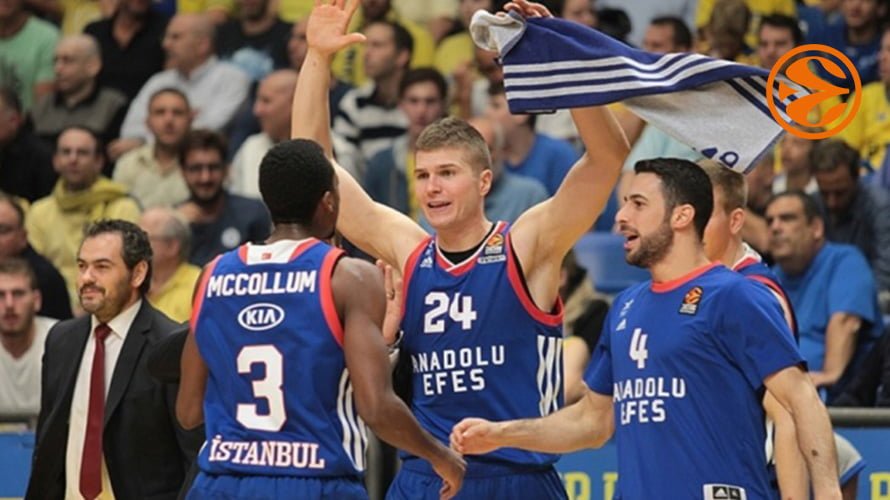 Efes’in konuğu Kızılyıldız