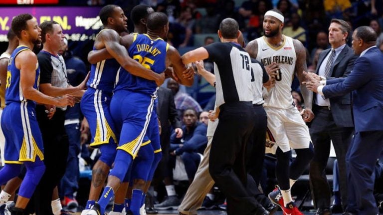 Warriors’ta her maç biri atılıyor! Steve Kerr endişeleniyor..