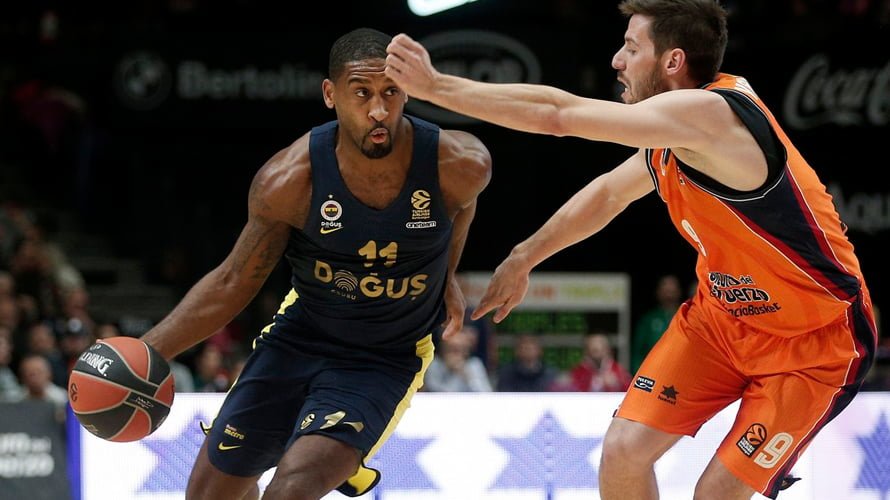 Fenerbahçe deplasmanda fırtına gibi esiyor!