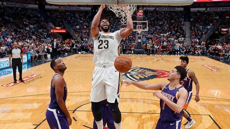 Antony Davis şov yaptı! 53 sayı