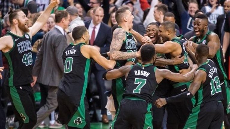 Boston Celtics son saniyede kazandı