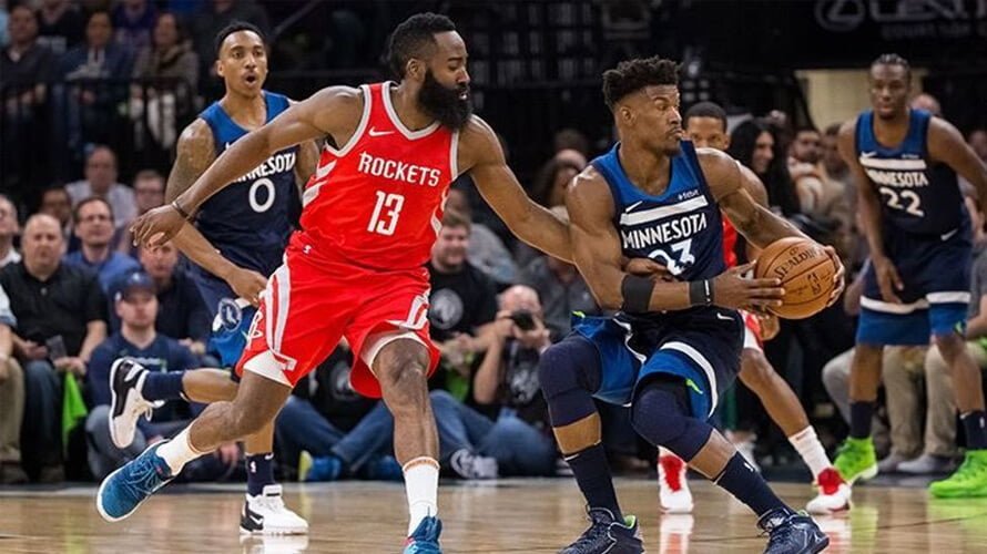 Houston tur için büyük avantaj yakaladı