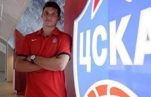 CSKA Ivan Ukhov'u transfer etti