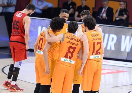 Galatasaray yarı finalde!