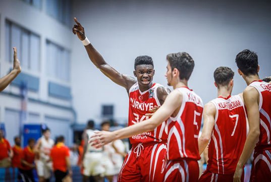 18-yas-alti-milli-takim