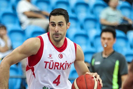 Türkiye Dominik Cumhuriyeti'ni mağlup etmeyi başardı