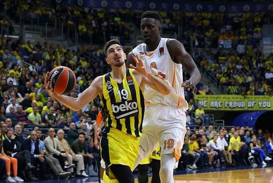 Nando De Colo 39 sayıyla kariyer rekoru kırdı! Fenerbahçe Beko kazandı