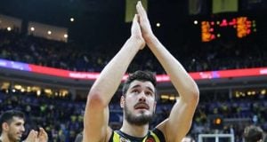 Fenerbahçe'ye Kalinic'ten iyi haber!