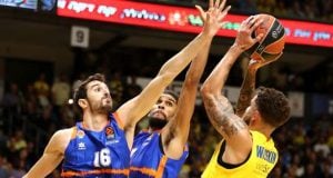 Wilbekin'li Maccabi FOX Valencia'yı devirdi