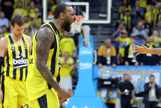 Derrick Williams Jan Vesely Fenerbahçe Beko İstanbul