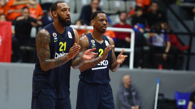 fenerbahce-beko-derrick-williams-james-nunnaly