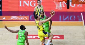 Fenerbahçe takım halinde 28 asist yaparak maçı kazandı!