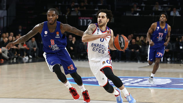 Anadolu Efes Olympiakos'u ezdi geçti! (ÖZET)