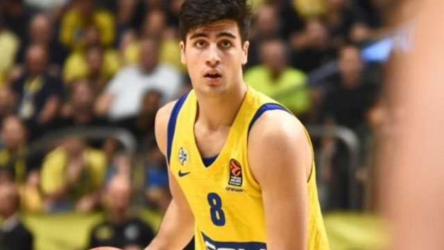 Maccabi'nin genç yıldızı İsrail ordusuna katıldı