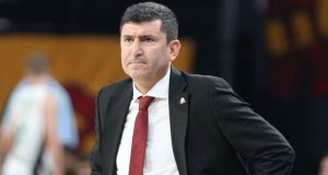 Galatasaray koçu Erdoğan: "Liglerin başlamasına ihtimal vermiyorum"