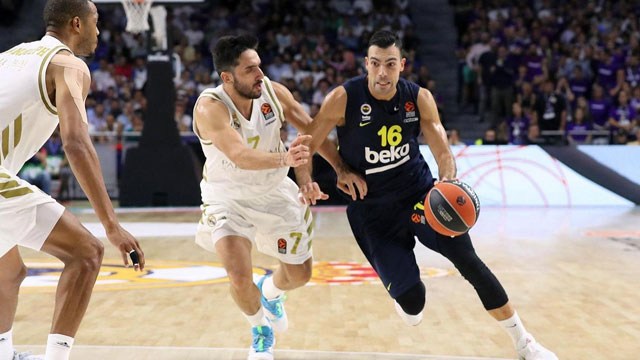 İspanyol devi Madrid'den Kostas Sloukas'a 3 yıllık teklif