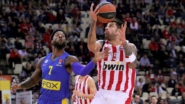 Georgios Printezis Olympiakos ile nikah tazeledi