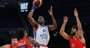 Bahçeşehir Koleji vs Anadolu Efes